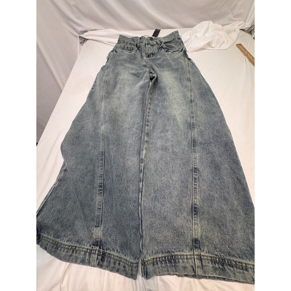 New Baggy Jean Size Large Y2K State Street Baggy Never Worn  Wide Leg Grunt